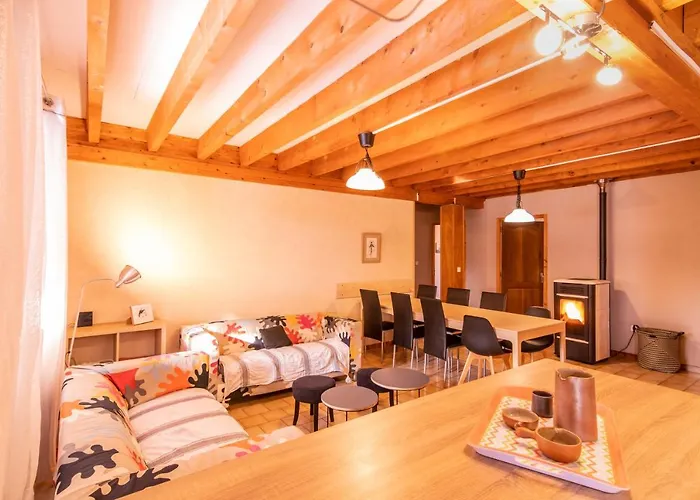 Les Marmottes Pour 12 Avec Bain Nordique Privatif Camous