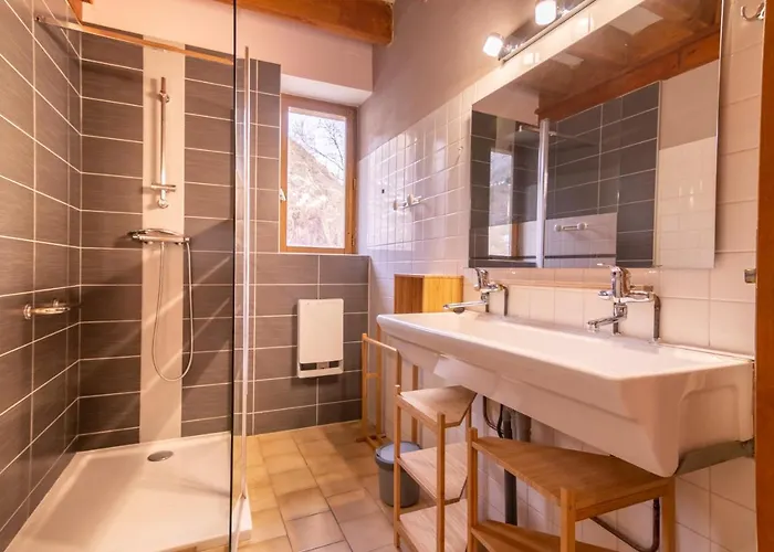 Les Marmottes Pour 12 Avec Bain Nordique Privatif * Camous