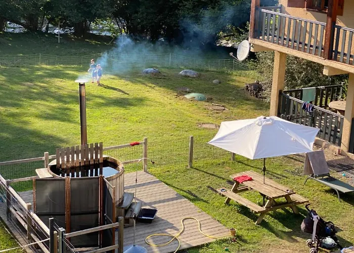 度假居 Les Marmottes Pour 12 Avec Bain Nordique Privatif Camous